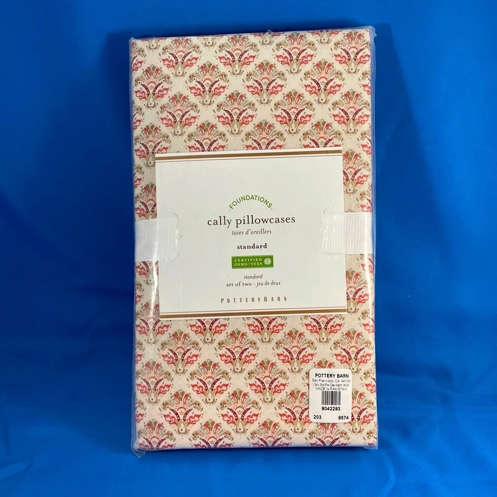 NWT Pottery Barn set of 2 standard sized Cally pillowcases